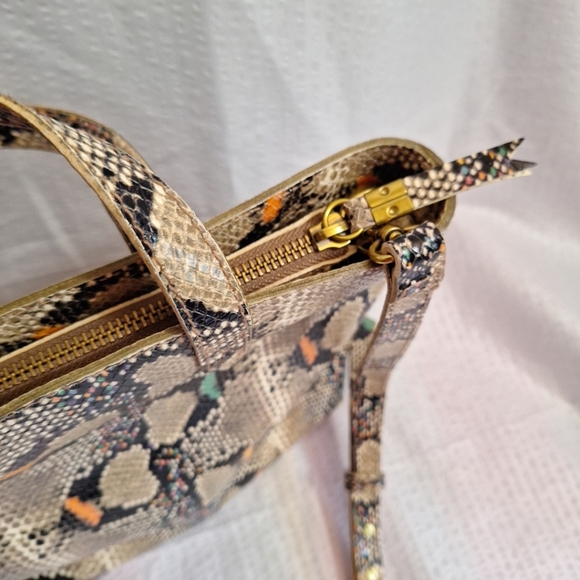 Madewell The Zip-Top TransportCrossbody: Snake Embossed bag - Picture 9 of 15